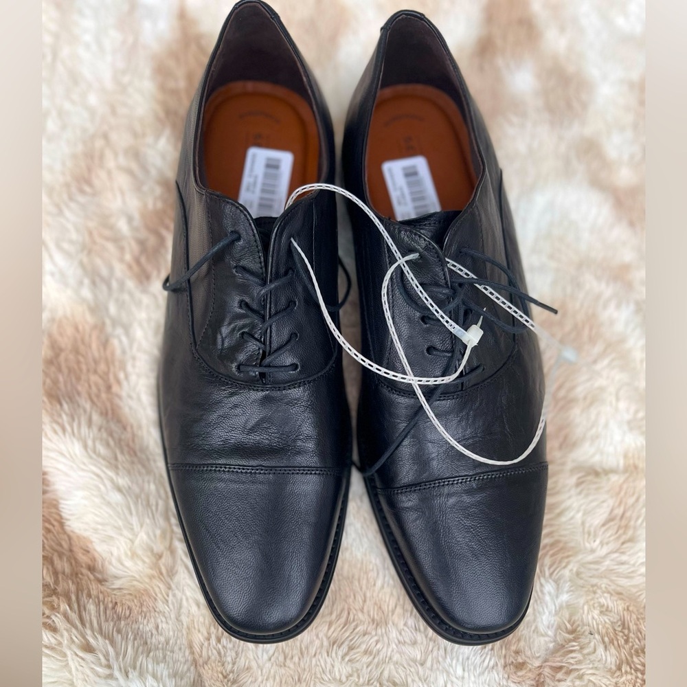 Men dress shoes